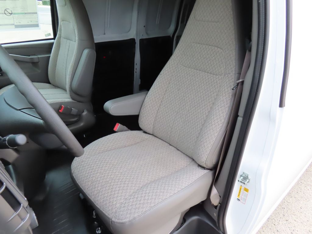 2026 Chevrolet Express 3500 Work Van Cargo