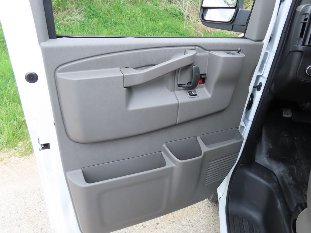 2026 Chevrolet Express 3500 Work Van Cargo