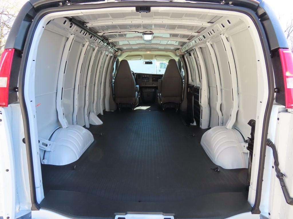 2026 Chevrolet Express 3500 Work Van Cargo