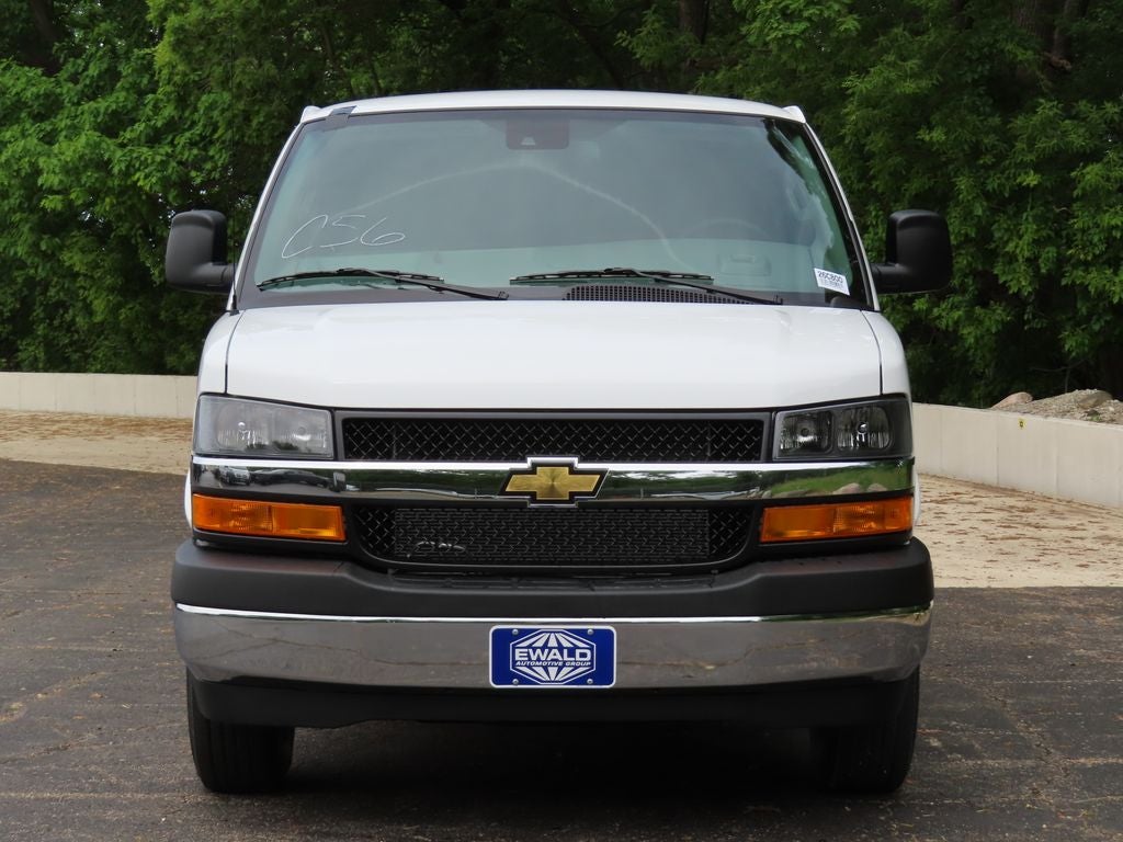 2026 Chevrolet Express 3500 Work Van Cargo