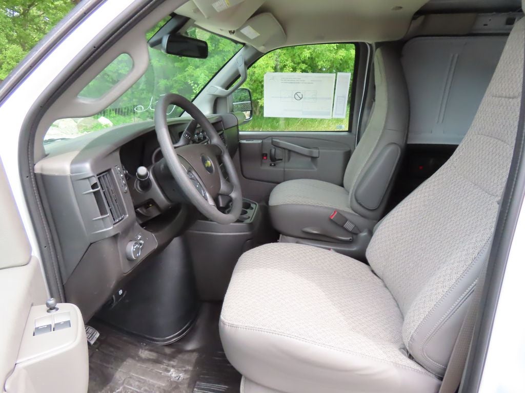 2026 Chevrolet Express 3500 Work Van Cargo