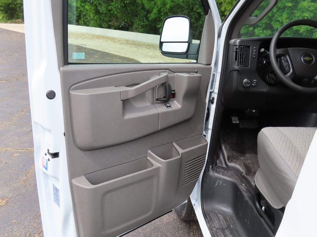 2026 Chevrolet Express 3500 Work Van Cargo