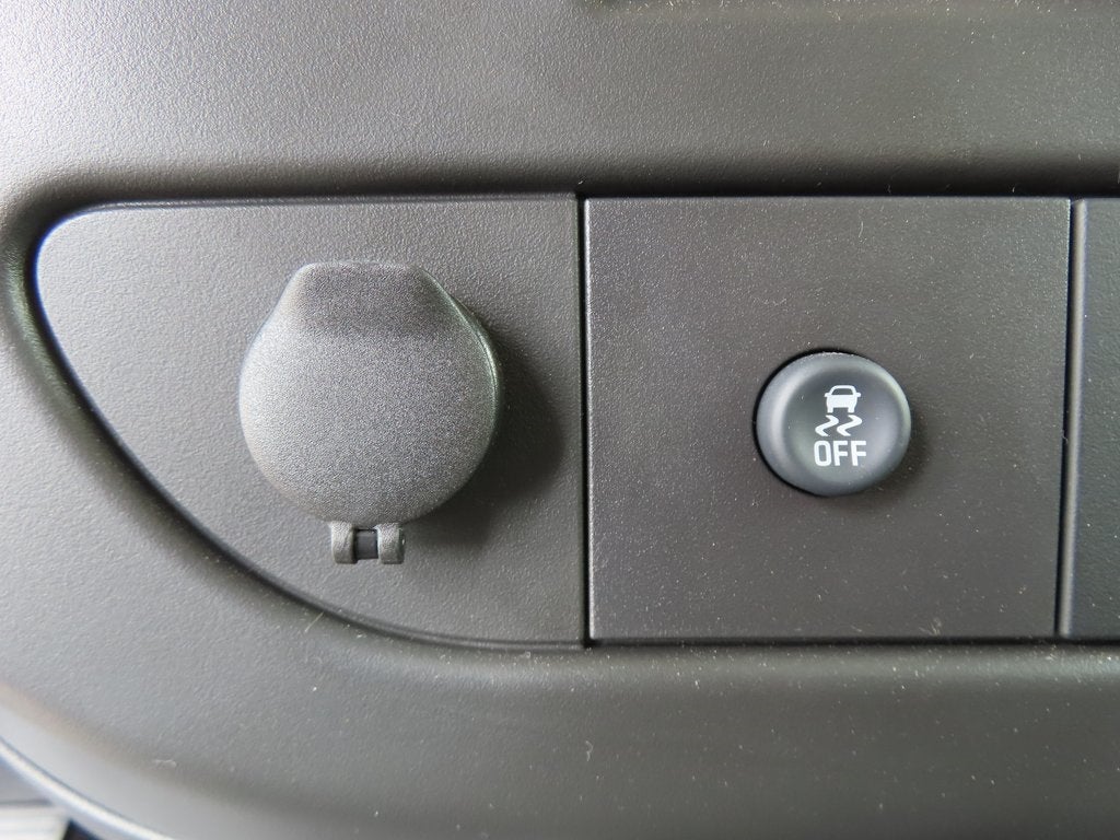 2025 Chevrolet Express 3500 READING - 57" SRW, ALUMINUM ROOF CLASSIC SERVICE V Cutaway