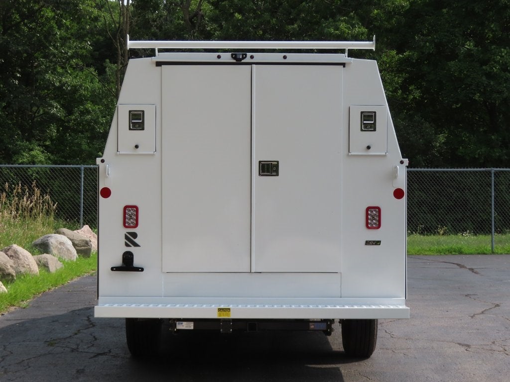 2025 Chevrolet Express 3500 READING - 57" SRW, ALUMINUM ROOF CLASSIC SERVICE V Cutaway