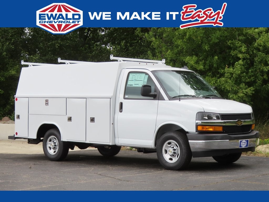 2025 Chevrolet Express 3500 READING 57" SRW, ALUMINUM ROOF CLASSIC SERVICE VAN Cutaway