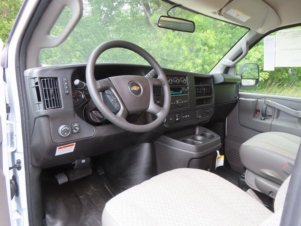 2025 Chevrolet Express 3500 READING 57" SRW, ALUMINUM ROOF CLASSIC SERVICE VAN Cutaway