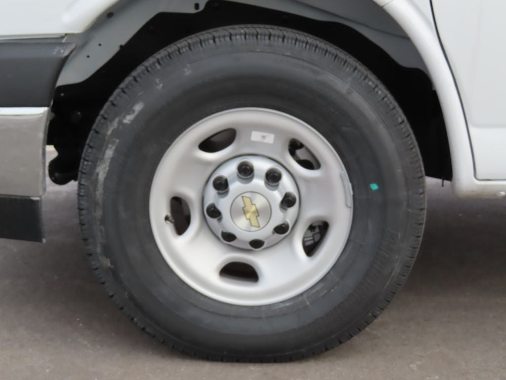 2026 Chevrolet Express 3500 Work Van Cutaway