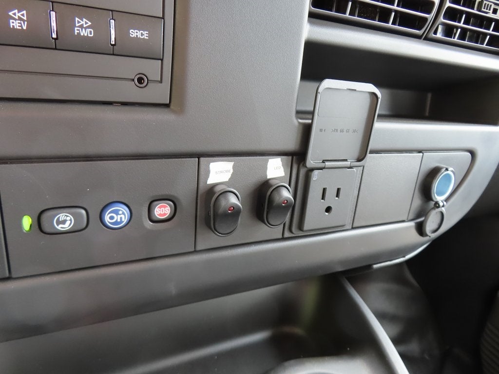 2024 Chevrolet Express 3500 Work Van Cutaway