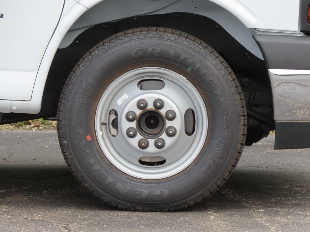 2024 Chevrolet Express 3500 Work Van Cutaway