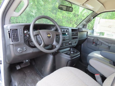 2024 Chevrolet Express 3500 Work Van Cutaway