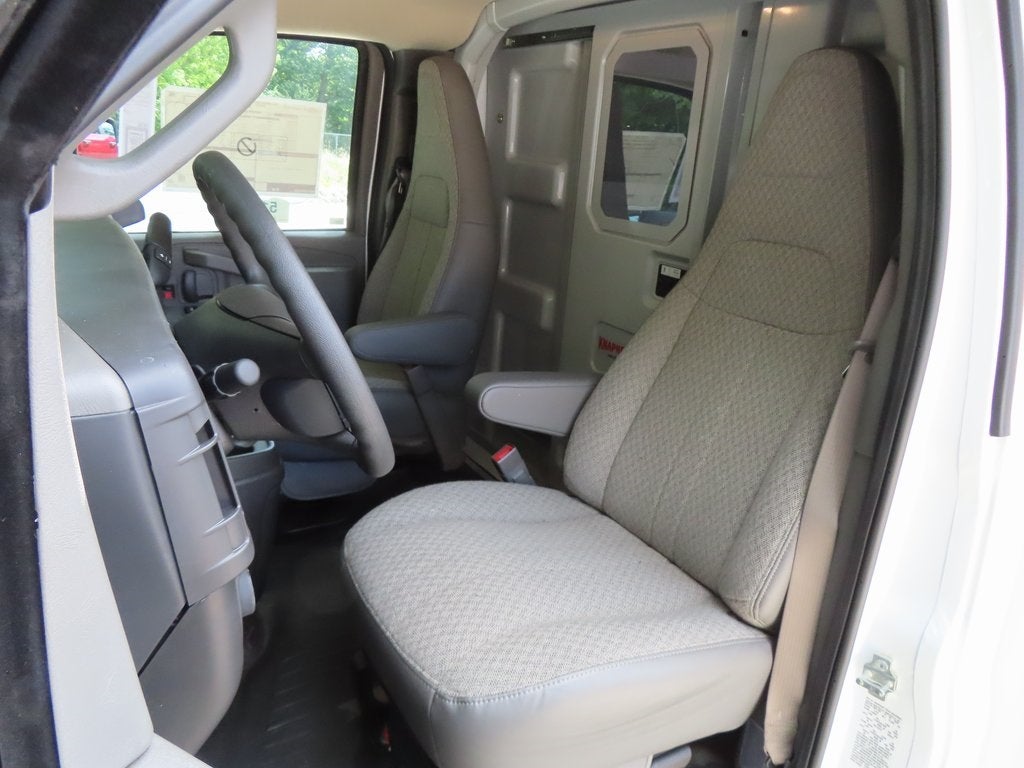 2024 Chevrolet Express 3500 Work Van Cutaway