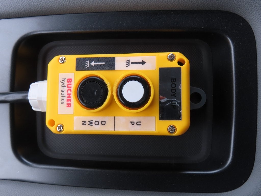 2024 Chevrolet Silverado 4500HD Work Truck MONROE 11' MTE D-SERIES, STAINLESS STEEL, 4-5 YD C