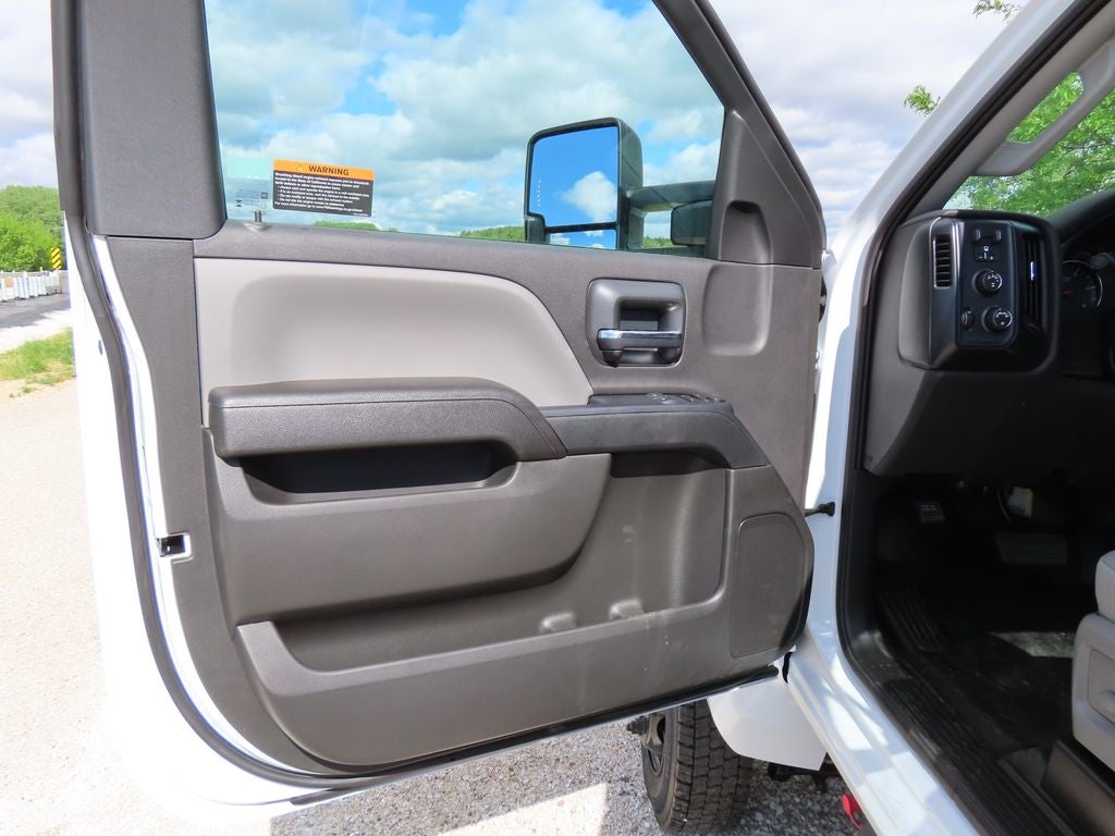 2026 Chevrolet Silverado 6500HD WT