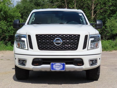 2017 Nissan Titan PRO-4X