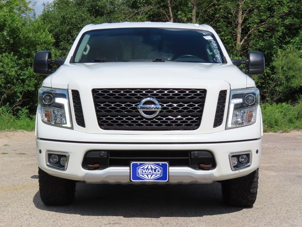 2017 Nissan Titan PRO-4X