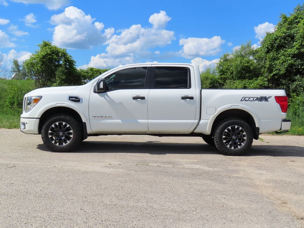 2017 Nissan Titan PRO-4X