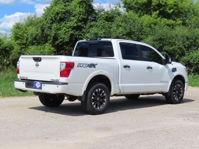 2017 Nissan Titan PRO-4X