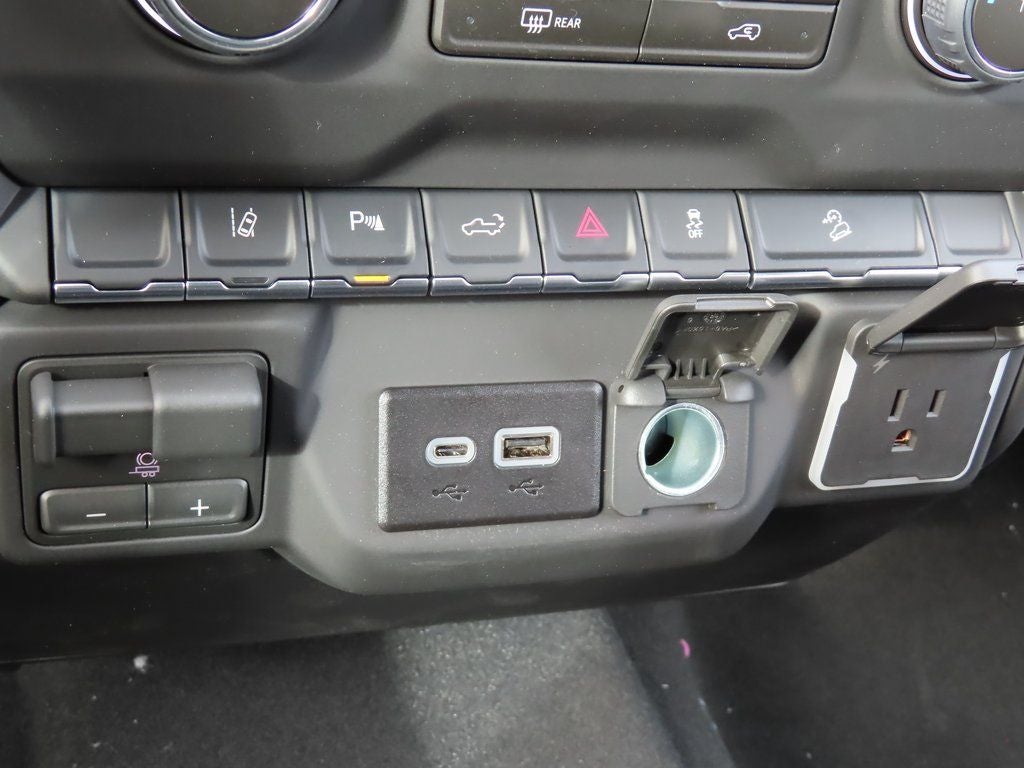 2026 Chevrolet Silverado 2500HD Custom