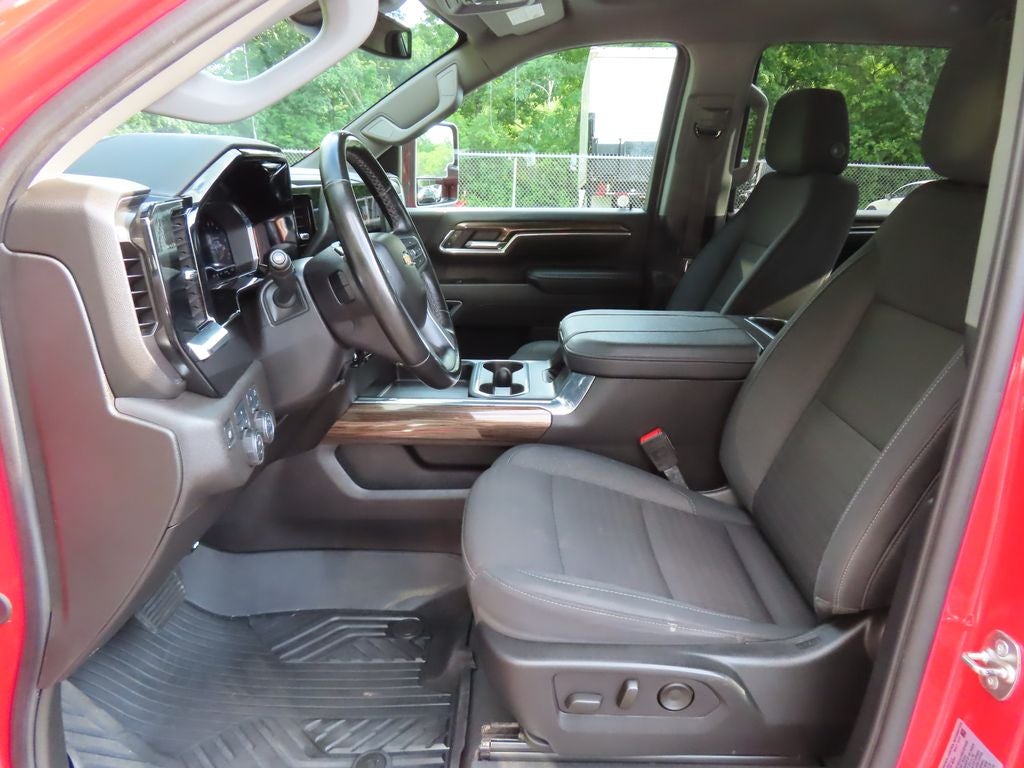 2025 Chevrolet Silverado 2500HD LT