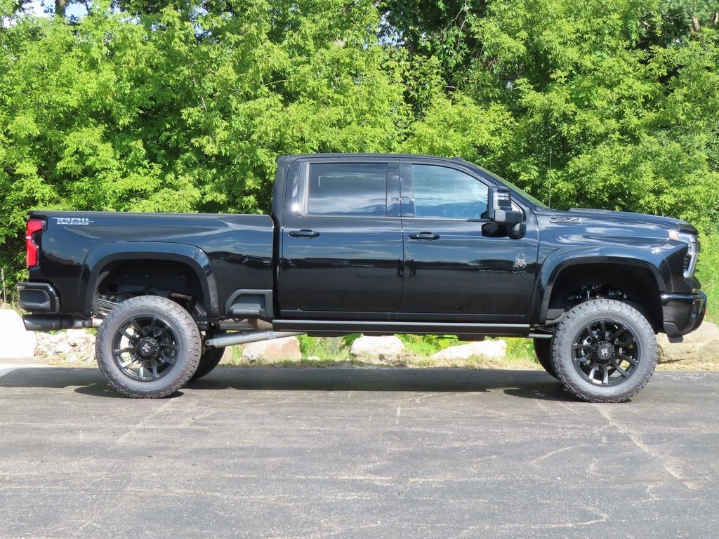 2025 Chevrolet Silverado 2500HD LTZ BLACK WIDOW