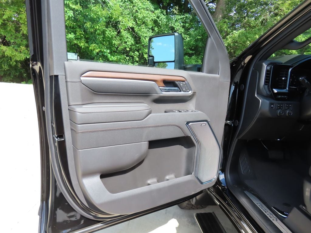 2026 Chevrolet Silverado 3500HD High Country