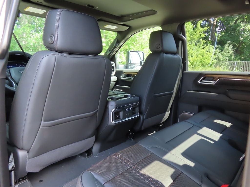 2026 Chevrolet Silverado 3500HD High Country