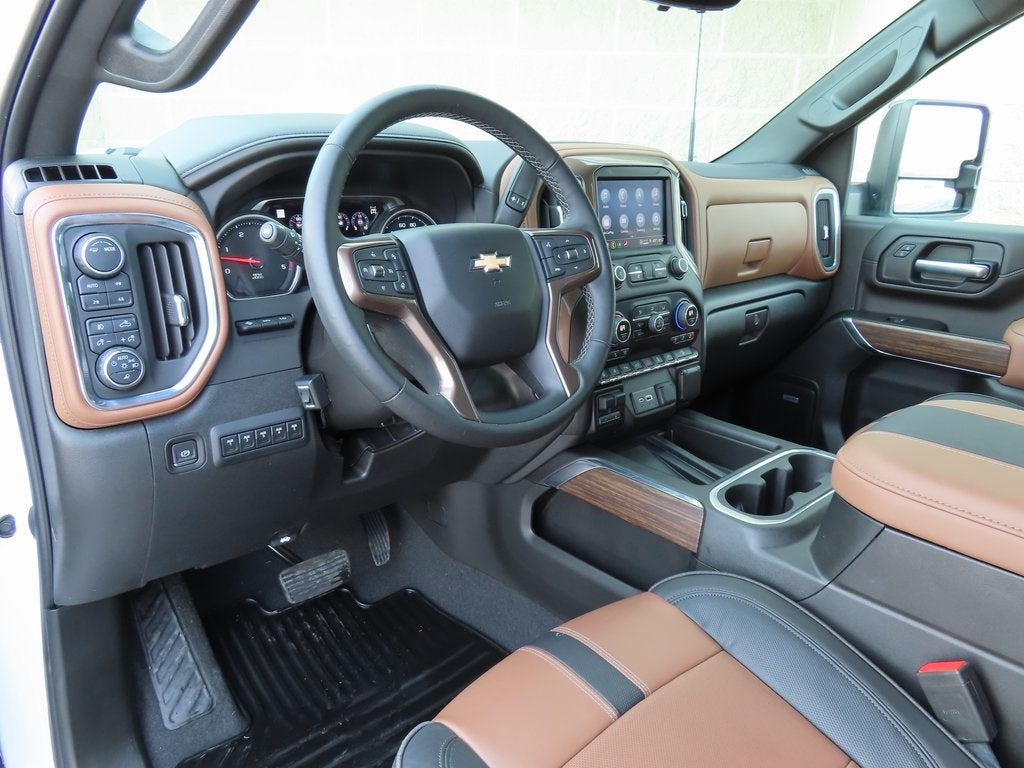 2023 Chevrolet Silverado 3500HD High Country