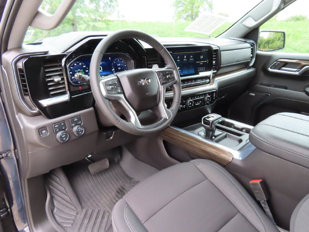 2024 Chevrolet Silverado 1500 LT Trail Boss