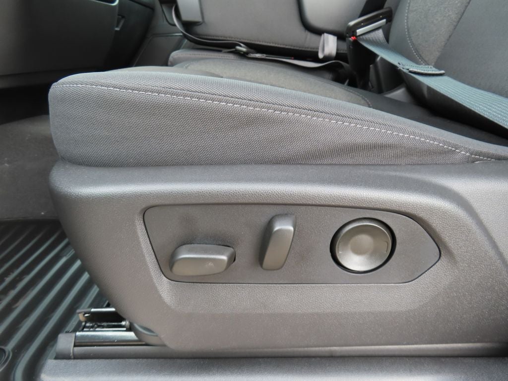 2026 Chevrolet Silverado 1500 LT LT1