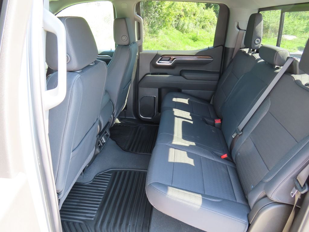 2026 Chevrolet Silverado 1500 LT LT1