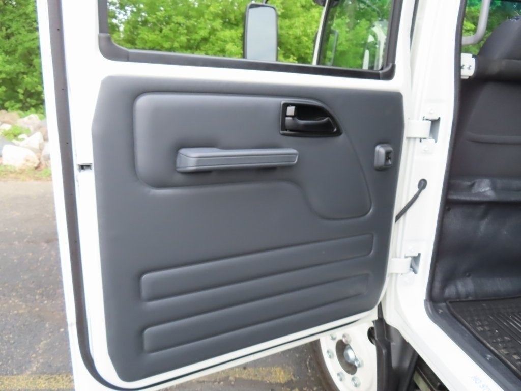 2024 Chevrolet 4500 HG LCF Gas BOX TRUCK