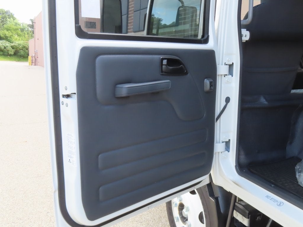 2024 Chevrolet 5500 HG LCF Gas 1WT 14' PARKHURST DOVETAIL LANDSCAPER BODY