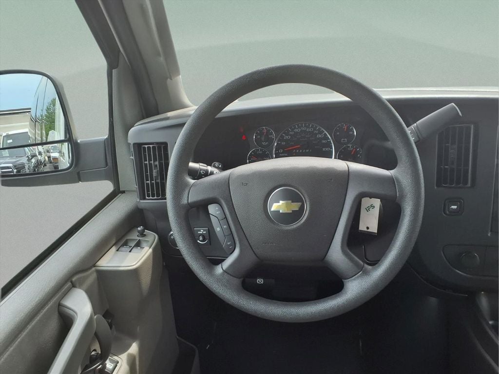 2024 Chevrolet Express 3500 LT Passenger