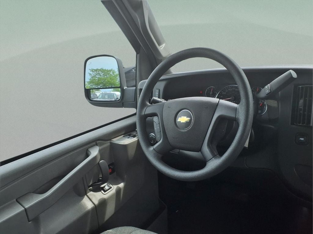 2024 Chevrolet Express 3500 LT Passenger