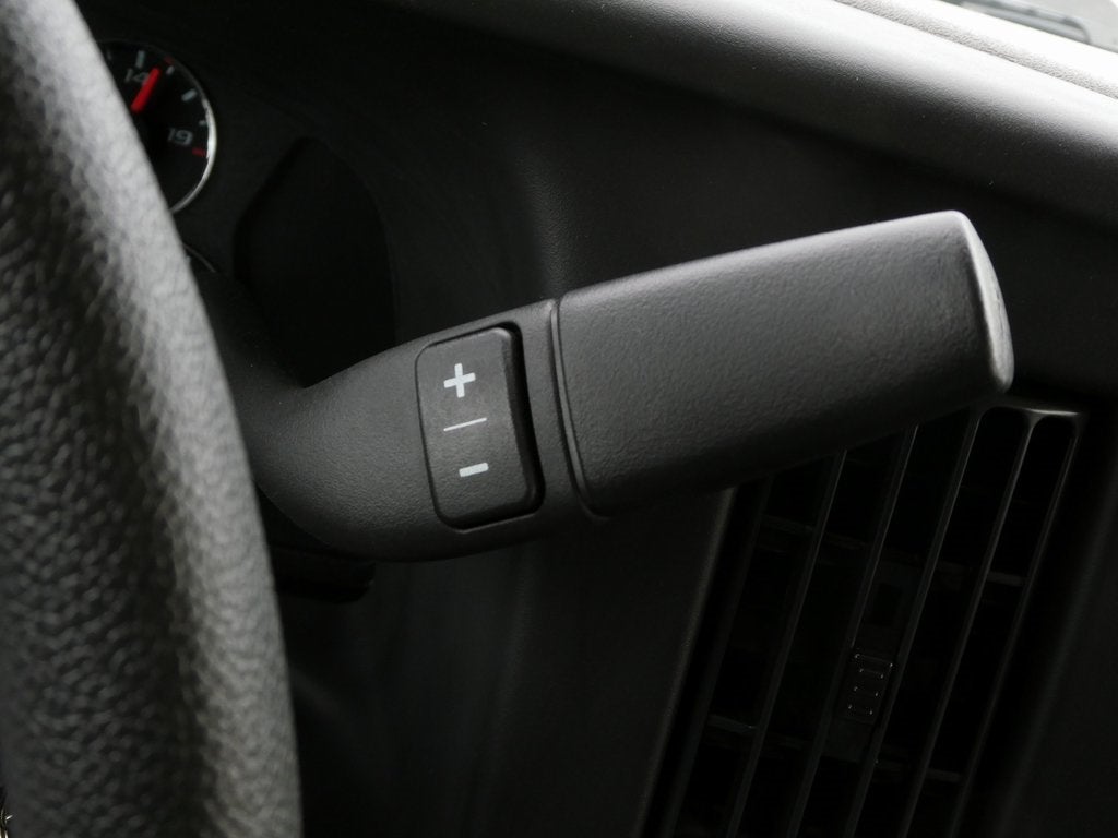 2025 GMC Savana 3500 Work Van