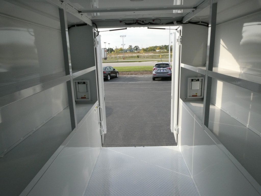 2025 GMC Savana 3500 Work Van