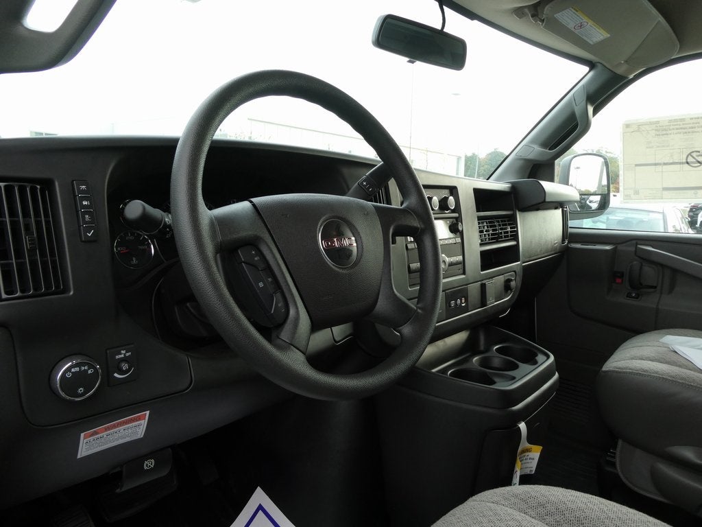 2025 GMC Savana 3500 Work Van