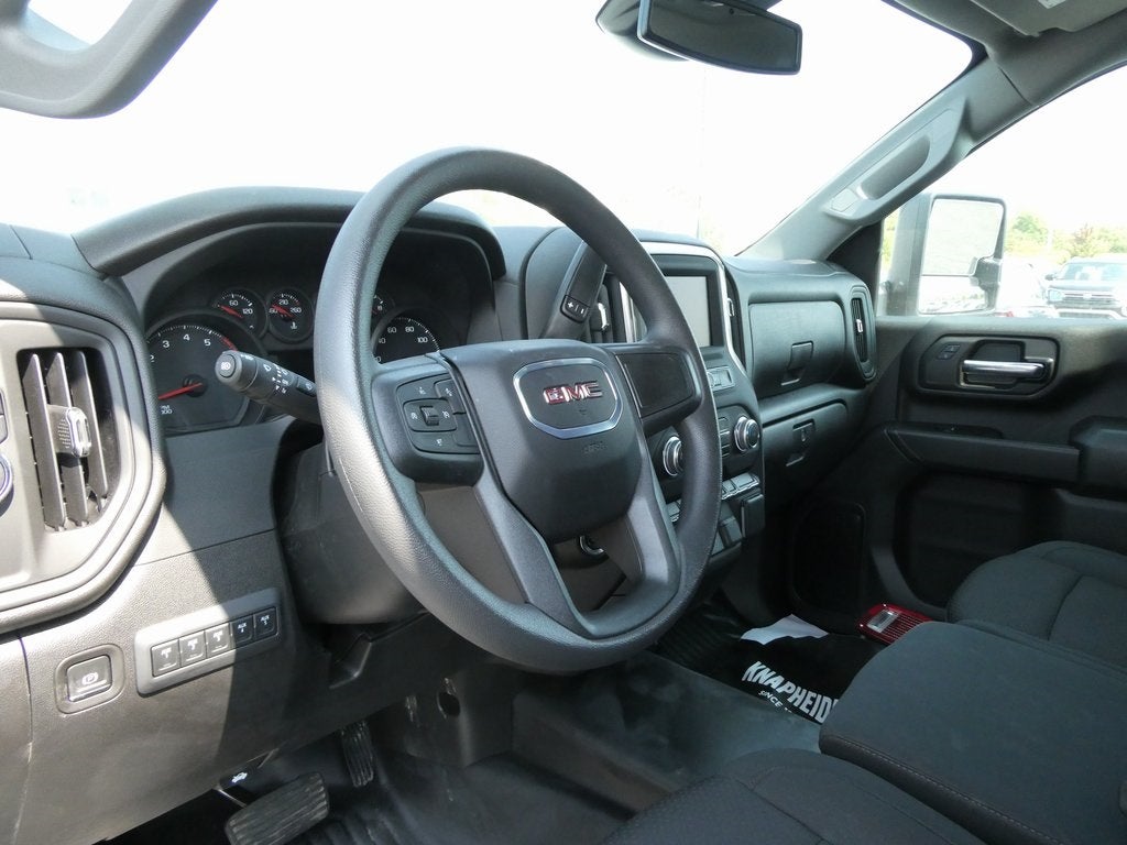 2024 GMC Sierra 2500HD Pro