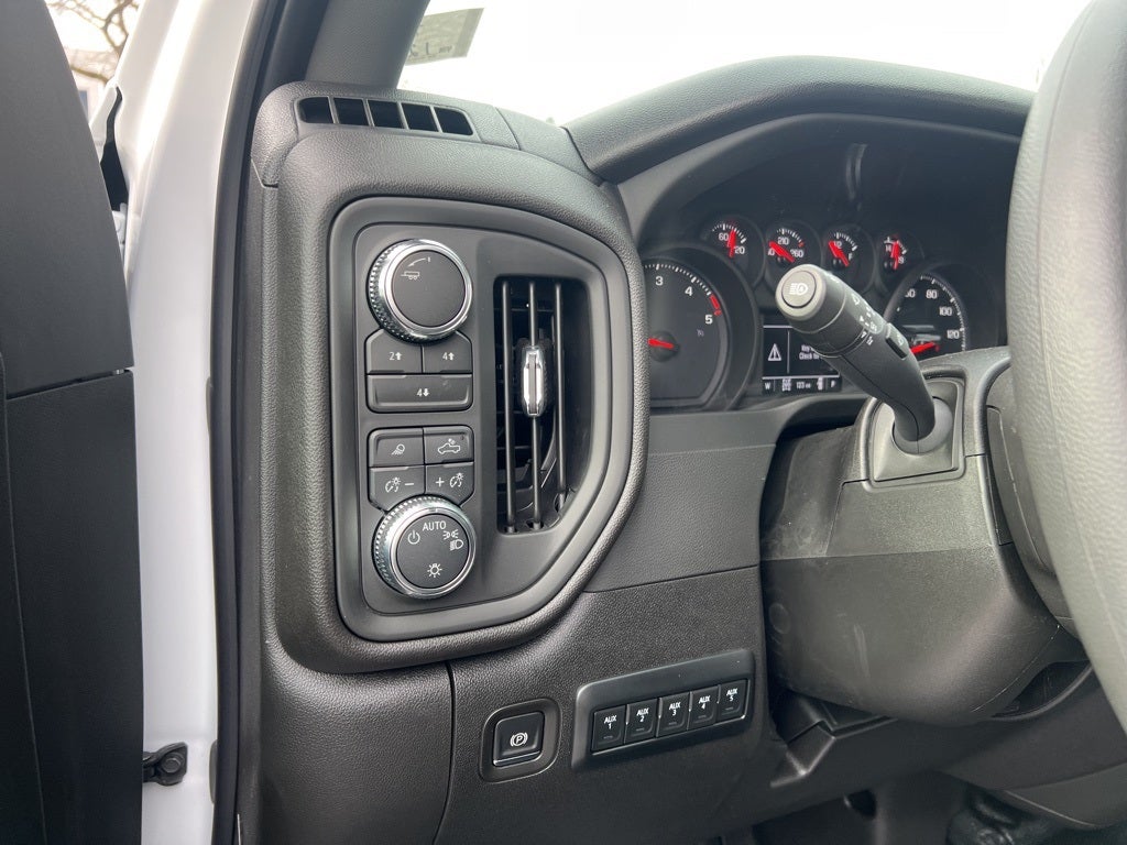 2026 GMC Sierra 3500HD Pro