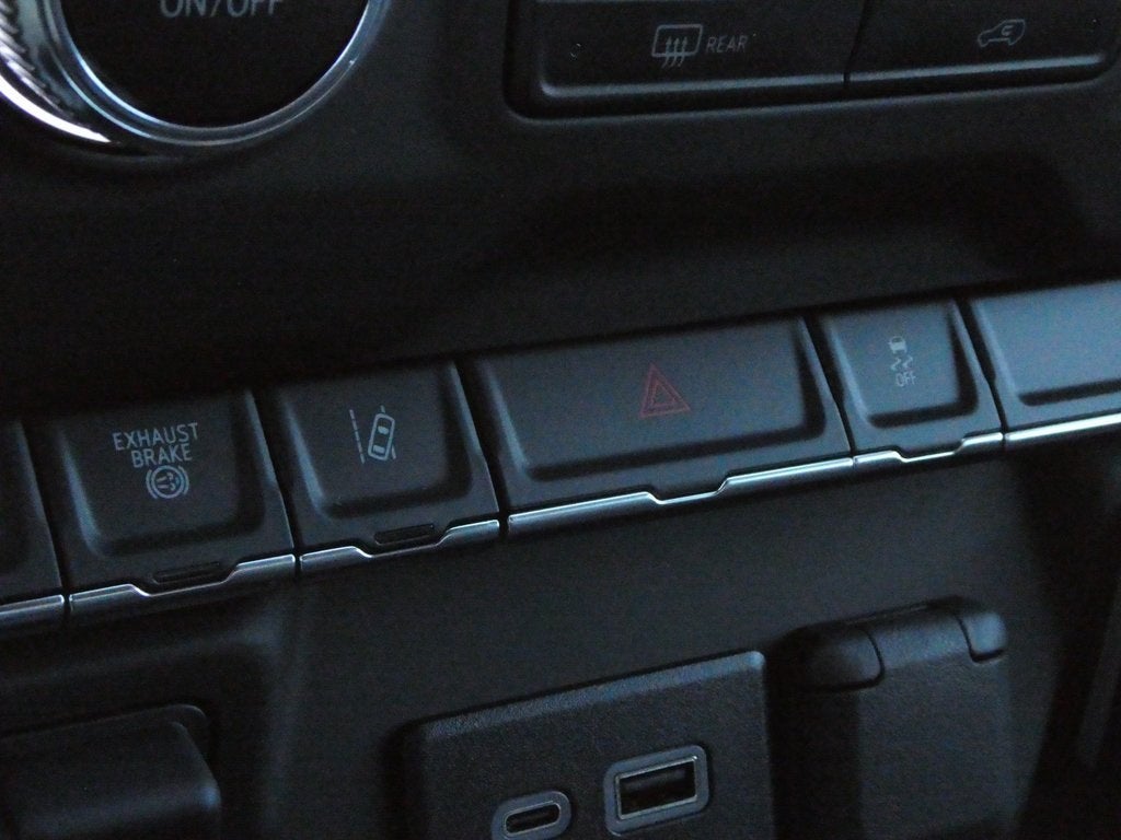 2025 GMC Sierra 3500HD Pro