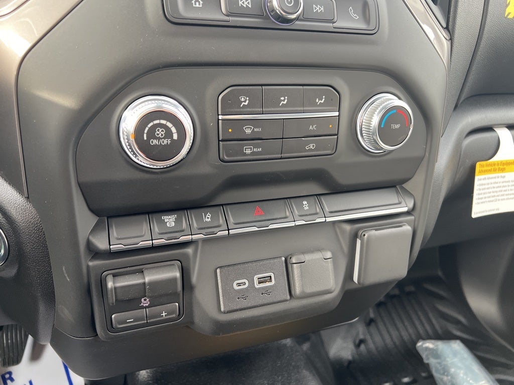 2026 GMC Sierra 3500HD Pro