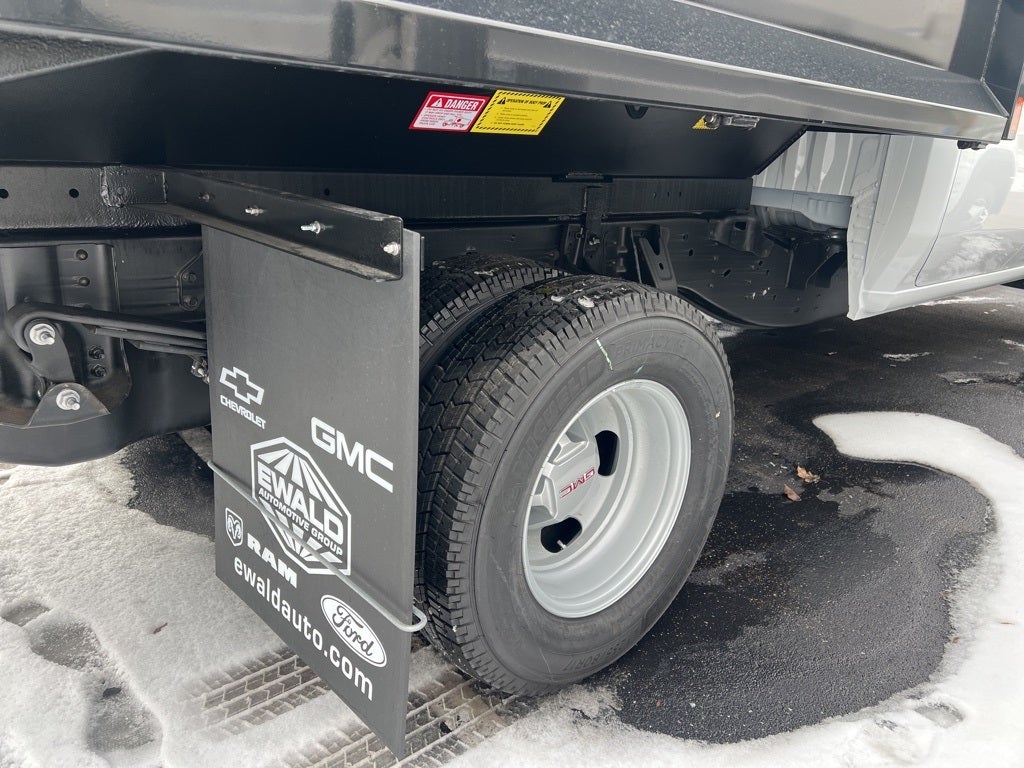 2025 GMC Sierra 3500HD Pro