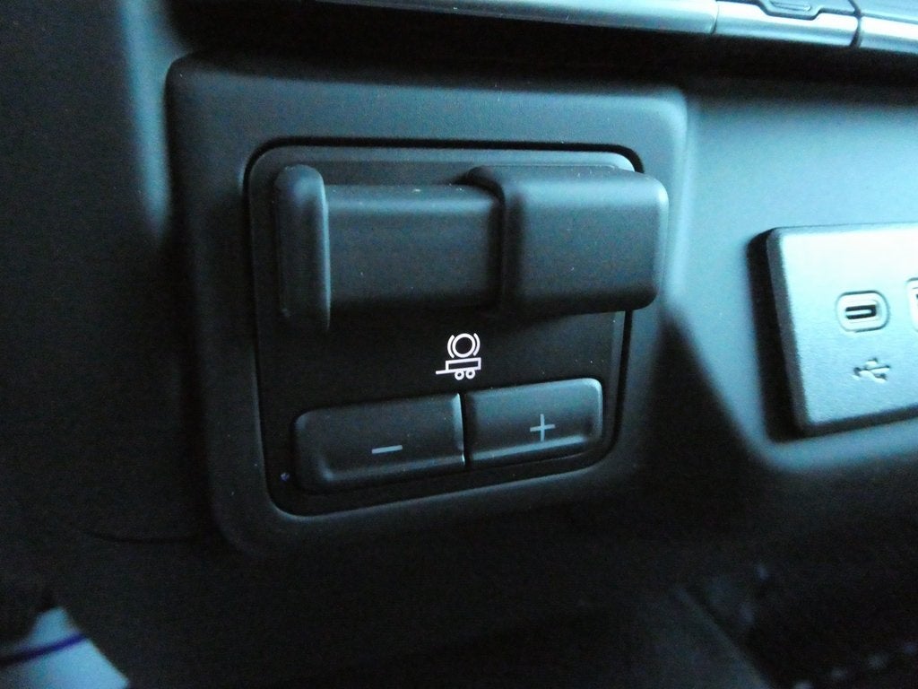 2025 GMC Sierra 3500HD Pro