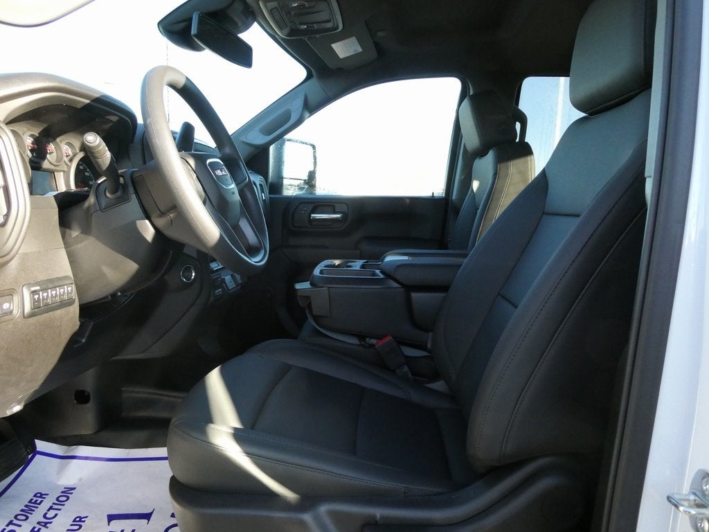 2025 GMC Sierra 3500HD Pro