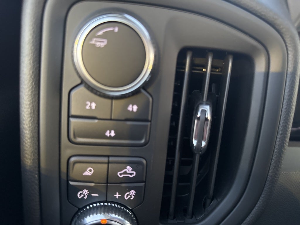 2025 GMC Sierra 3500HD Pro