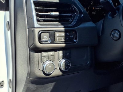2026 GMC Yukon AT4 Black Widow