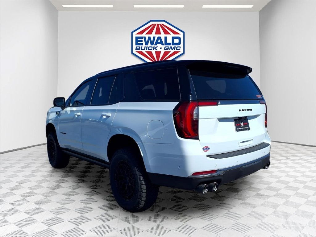 2026 GMC Yukon AT4 Black Widow
