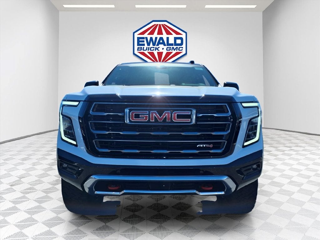 2026 GMC Yukon AT4 Black Widow
