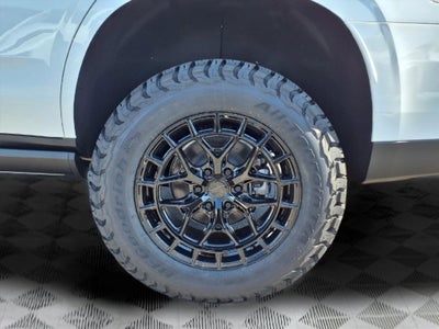 2026 GMC Yukon AT4 Black Widow