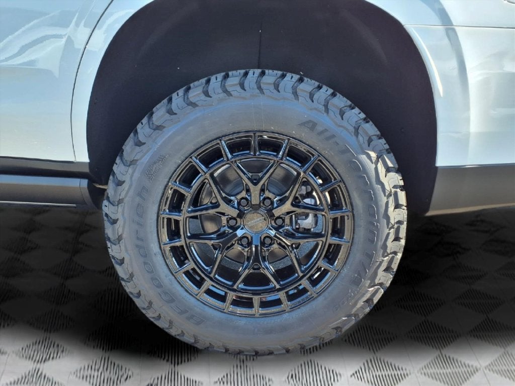 2026 GMC Yukon AT4 Black Widow